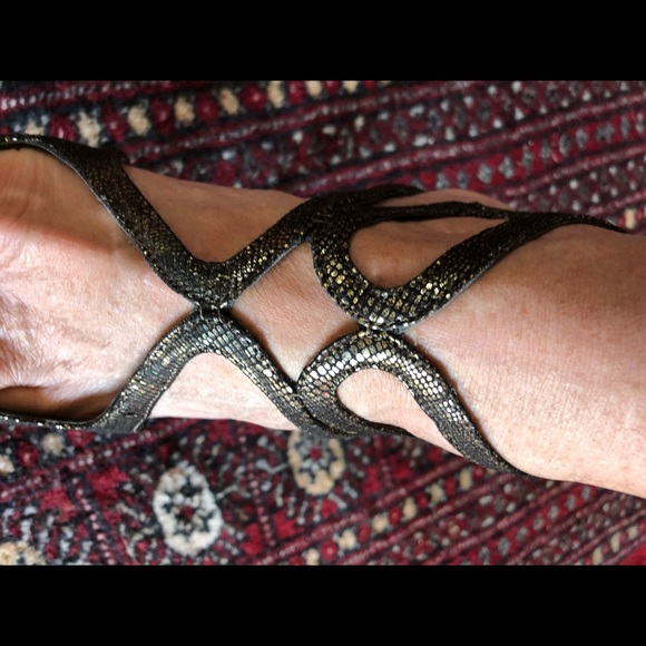 Shoes - Picture 3 of 6